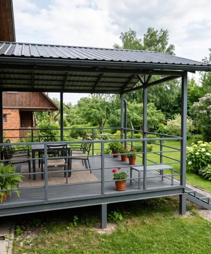 Терраса на металлокаркасе в популярном цвете 7024